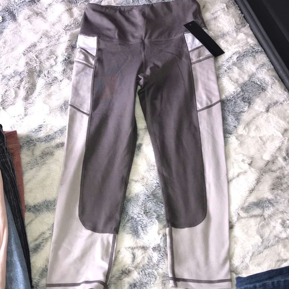 Grey leggings
